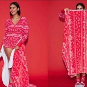 Victoria's Secret Plush Fleece Sherpa Blanket - OS